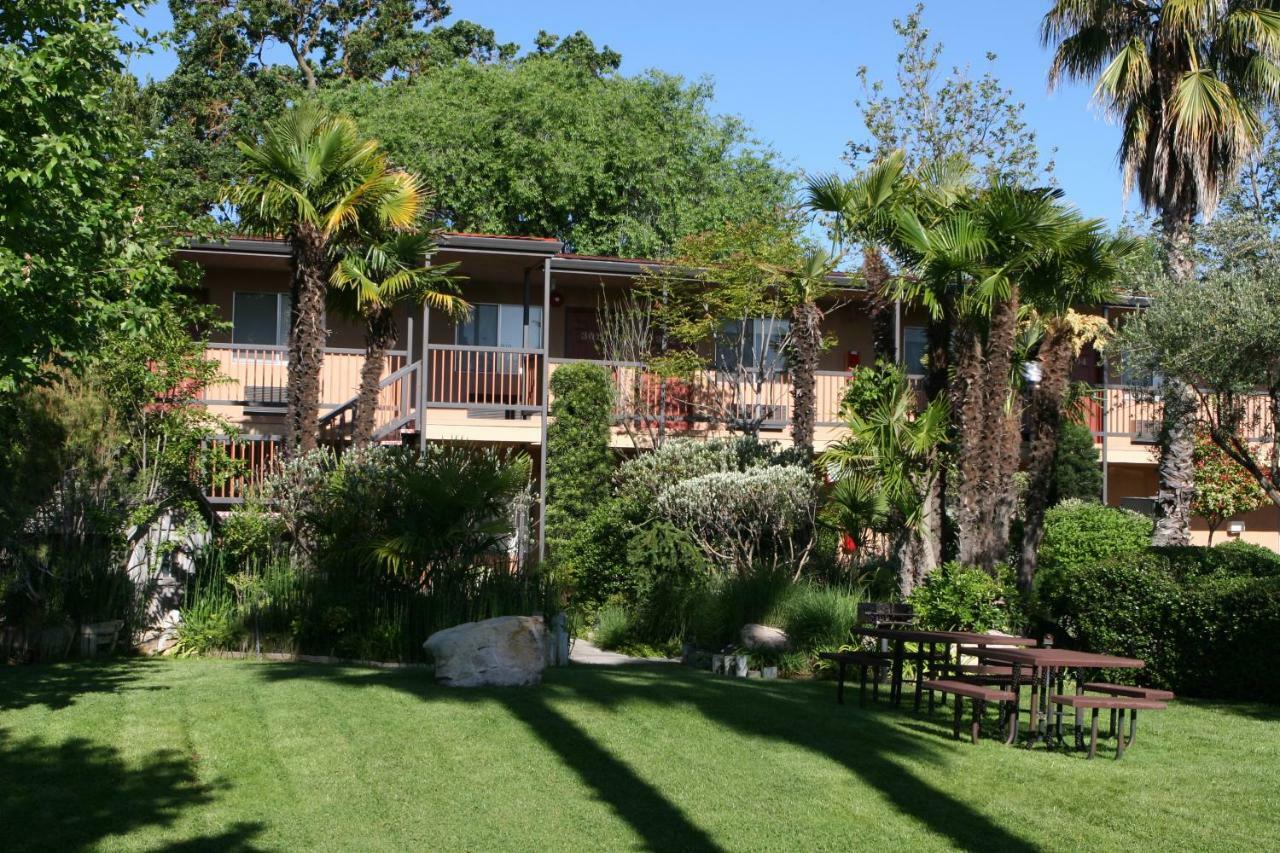 Adelaide Inn Пасо Роблс Экстерьер фото