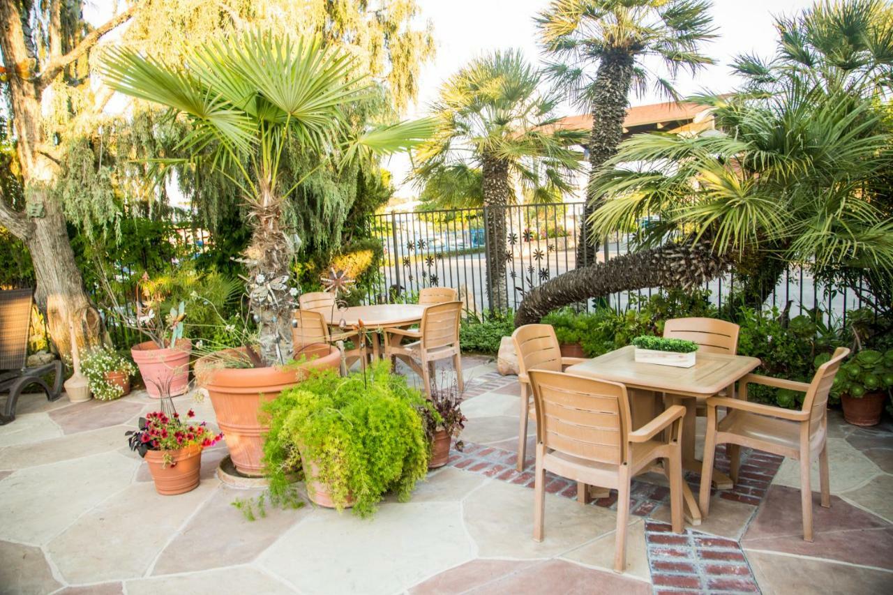 Adelaide Inn Пасо Роблс Экстерьер фото